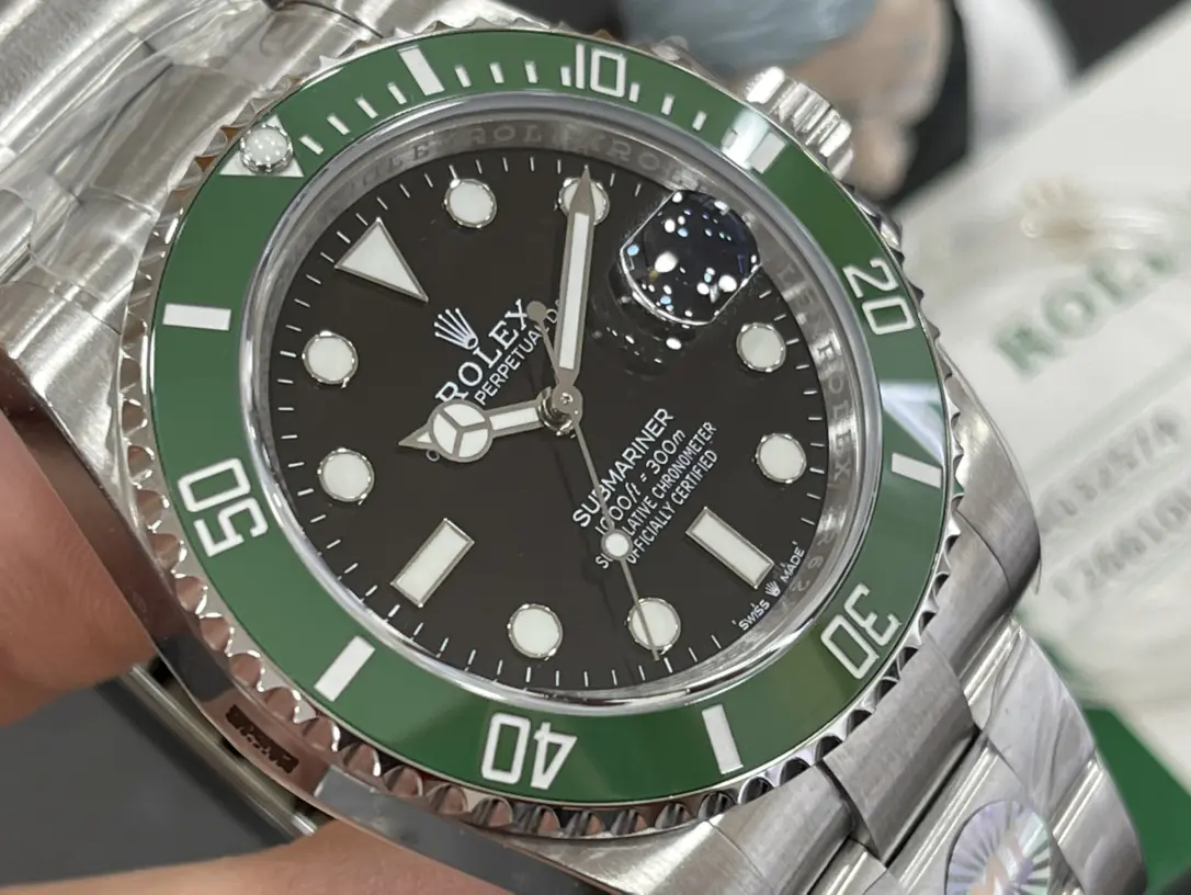 Rolex-Submariner-m126610lv-0002 - Image 5