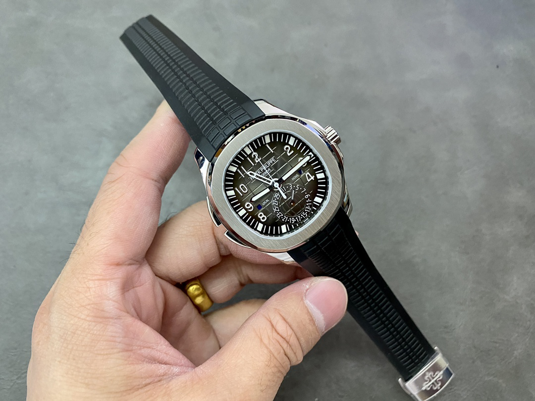 Patek Philippe Aquanaut 5164A-001 - Image 5