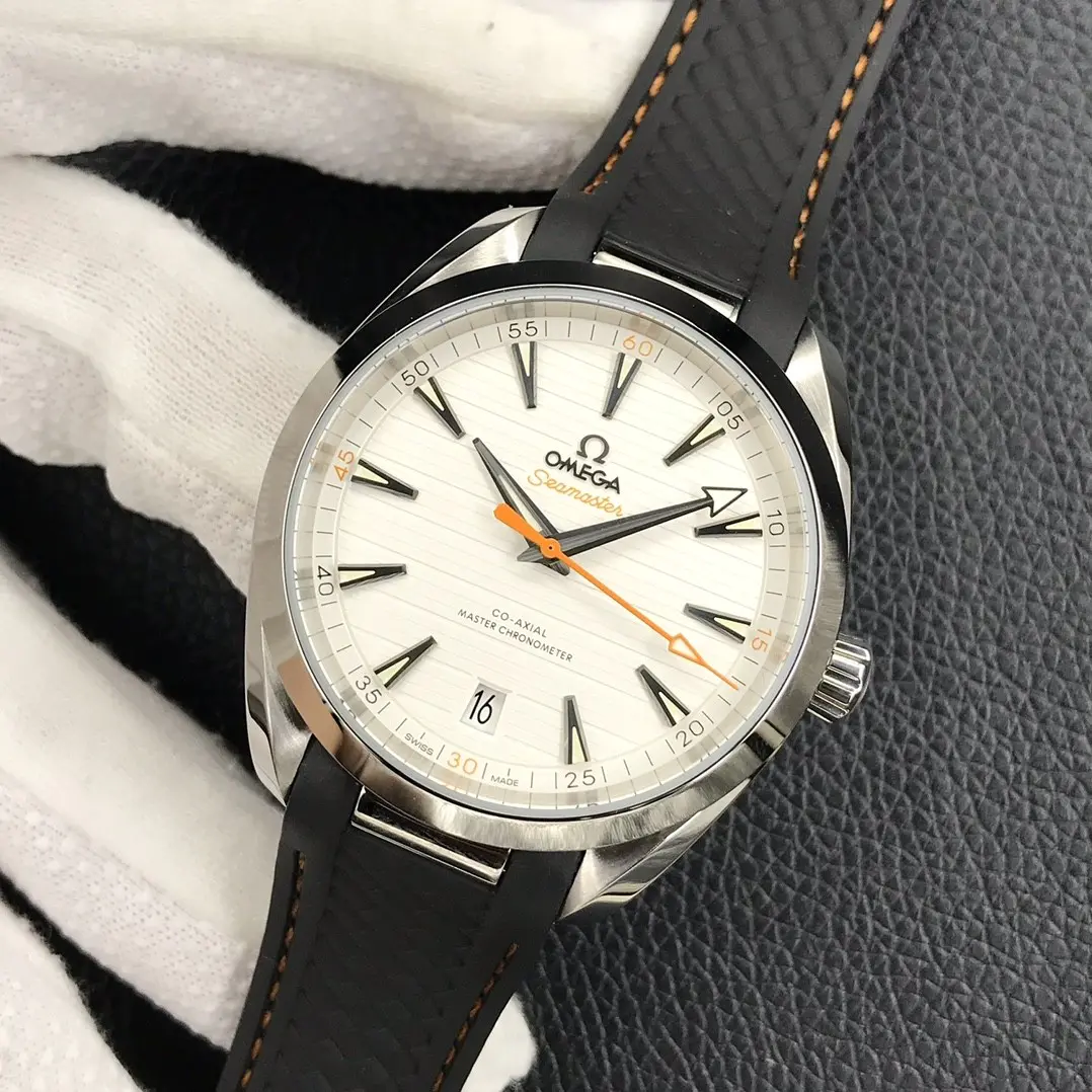 Omega Aqua Terra Steel Silver Dial 41mm Ref. 220.12.41.21.02.002 - Image 4