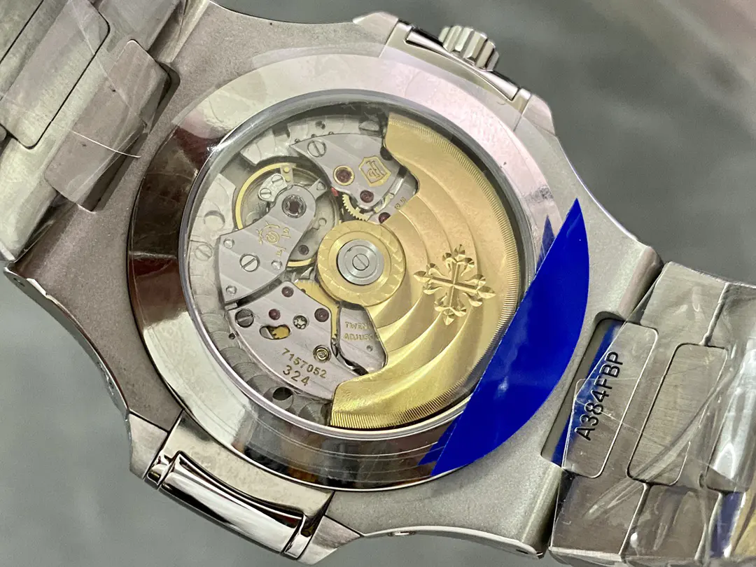 Patek Philippe Sports Elegance Series 5726/1A-014 - Image 8