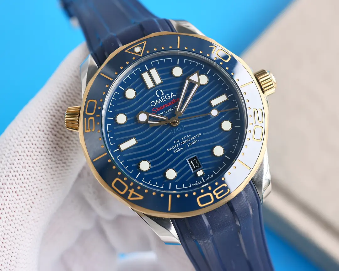 Omega Seamaster Diver 300m Yellow Gold & Steel Blue Dial 42mm Ref. 210.22.42.20.03.001 - Image 3