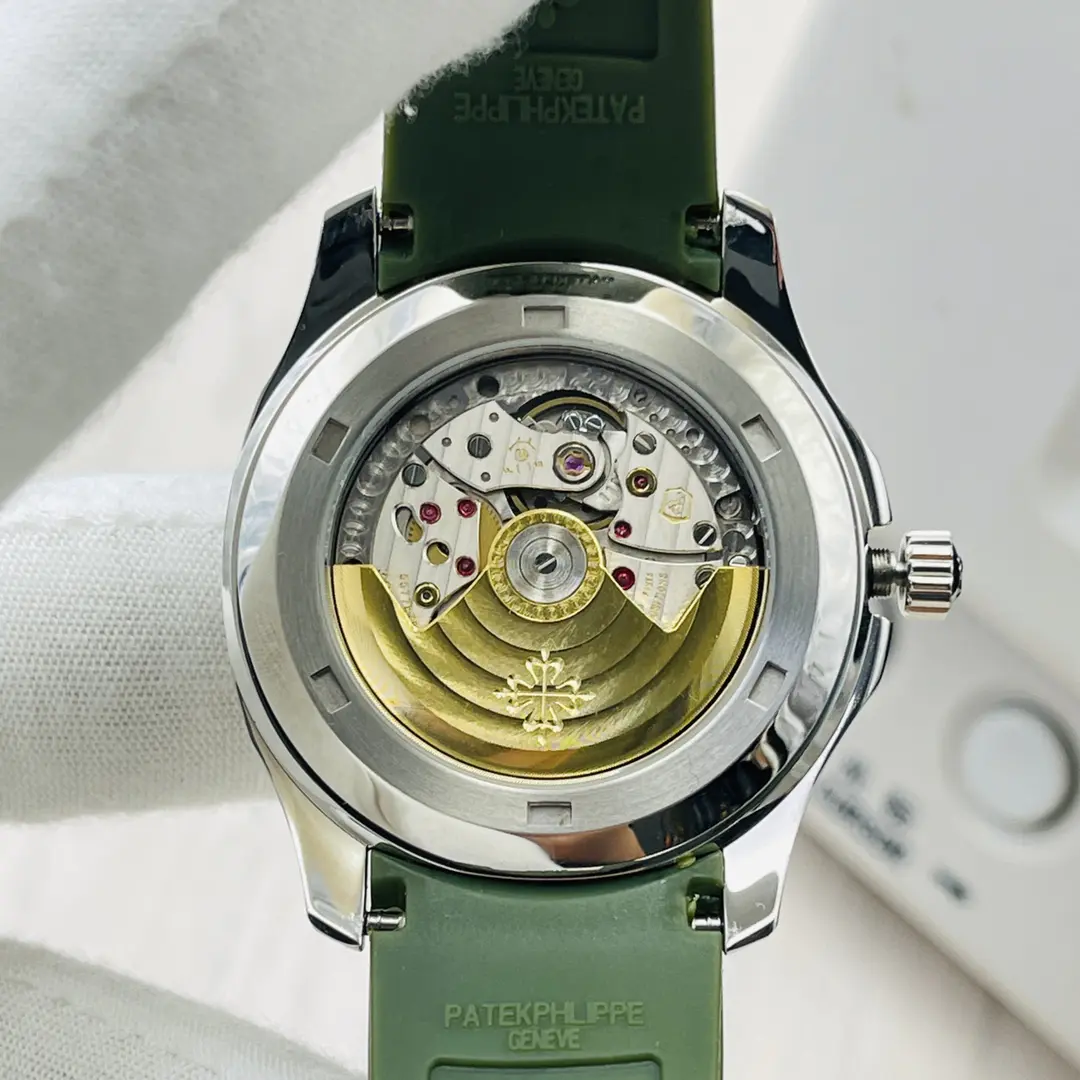 Patek Philippe Aquanaut Khaki Green Dial Watch 5168G-010 - Image 5