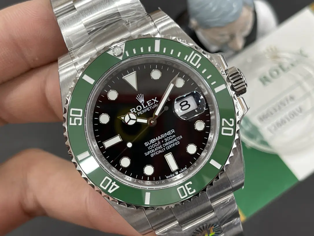 Rolex-Submariner-m126610lv-0002 - Image 3