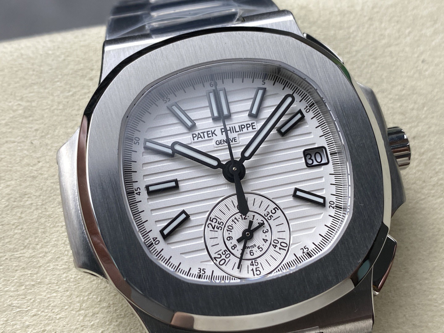 Patek Philippe Nautilus 5980/1A-019 - Image 4