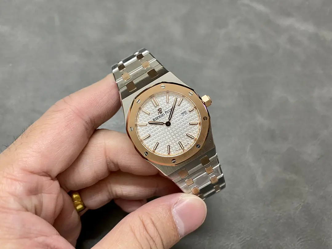 Audemars Piguet Royal Oak Selfwinding Rose Gold and Steel White Dial 37mm Ladies Watch (Reference #15450SR.OO.1256SR.01) - Image 5