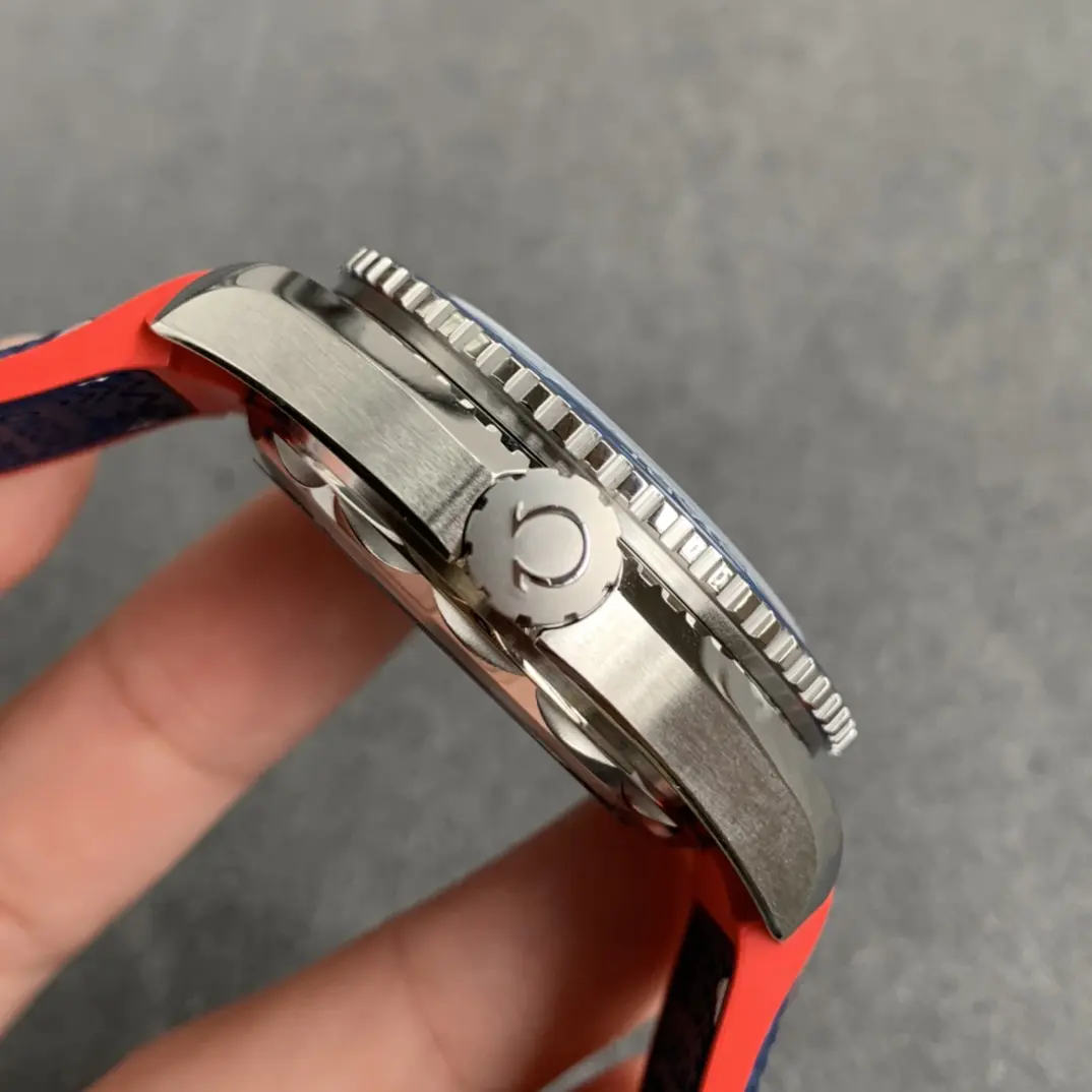 Omega Seamaster Planet Ocean 600m 43.5mm - America's Cup 215.32.43.21.04.001 - Image 5