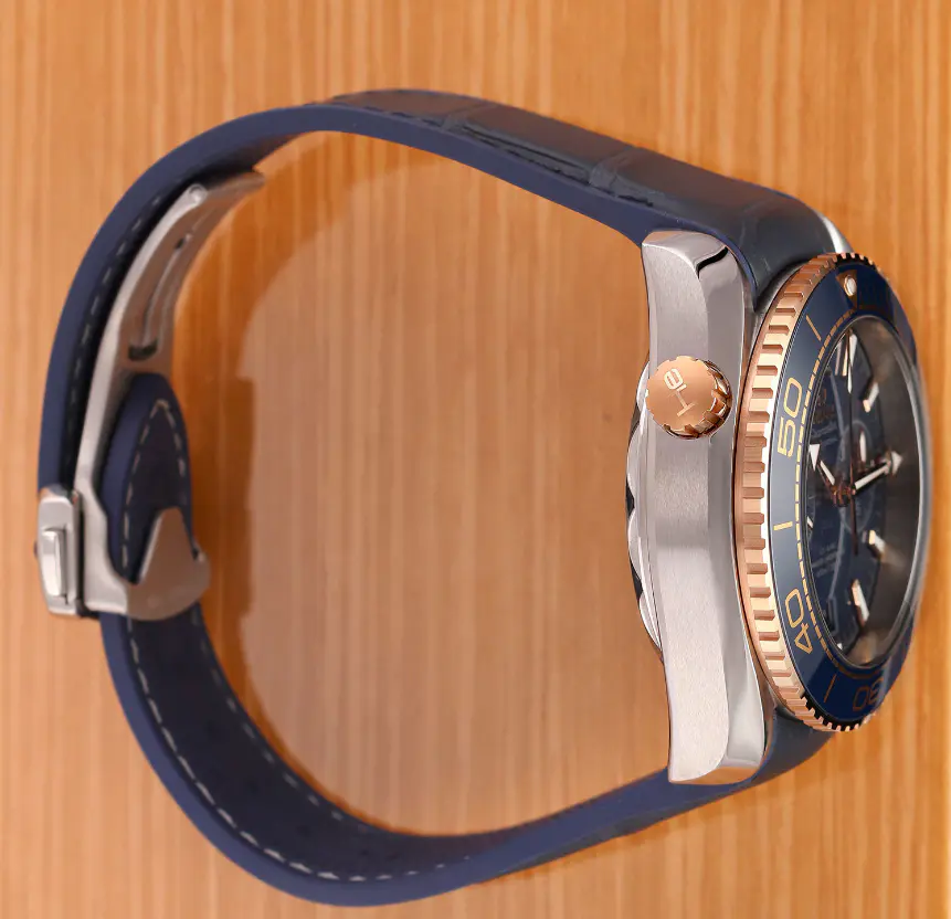 Omega Seamaster Planet Ocean 600m 45.5mm - 215.23.46.51.03.001 - Image 4