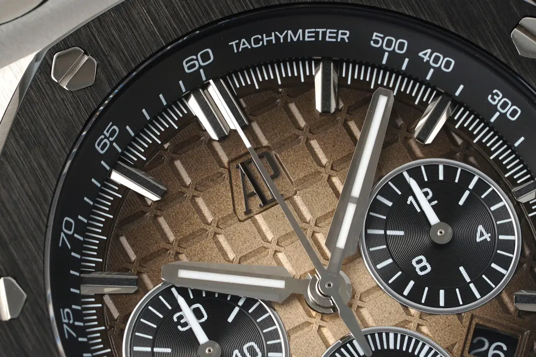 Audemars Piguet Royal Oak Offshore Chronograph Steel Brown Dial 43mm Ref. 26420SO.OO.A600CA.01 - Image 4