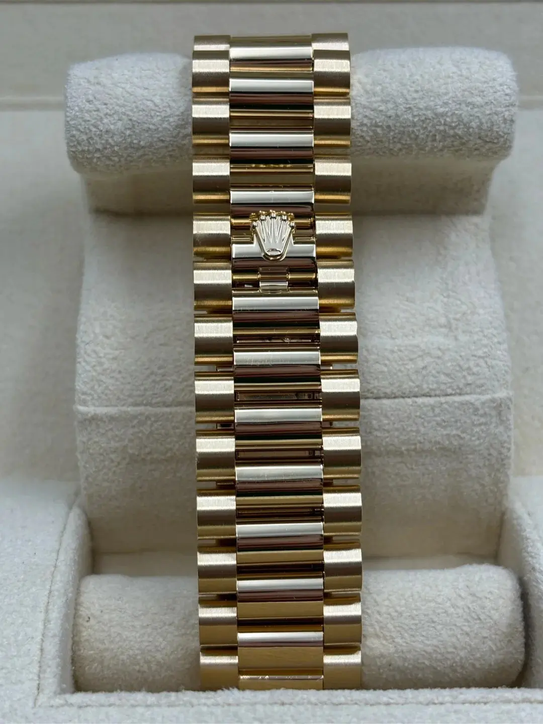Rolex-Day-Date- m228238-004 40mm - Image 6
