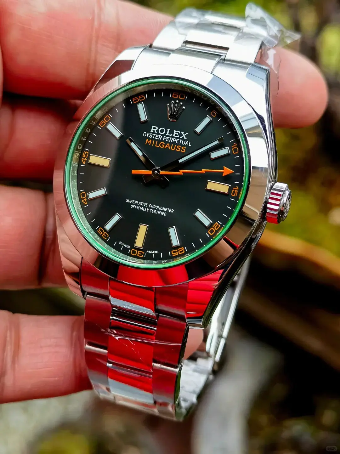 Rolex Milgauss "Green Glass" 116400GV-0001 - Image 3